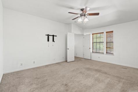 9719 Mustang Farm San Antonio TX 78254