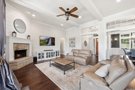 1058 Provence New Braunfels TX 78132