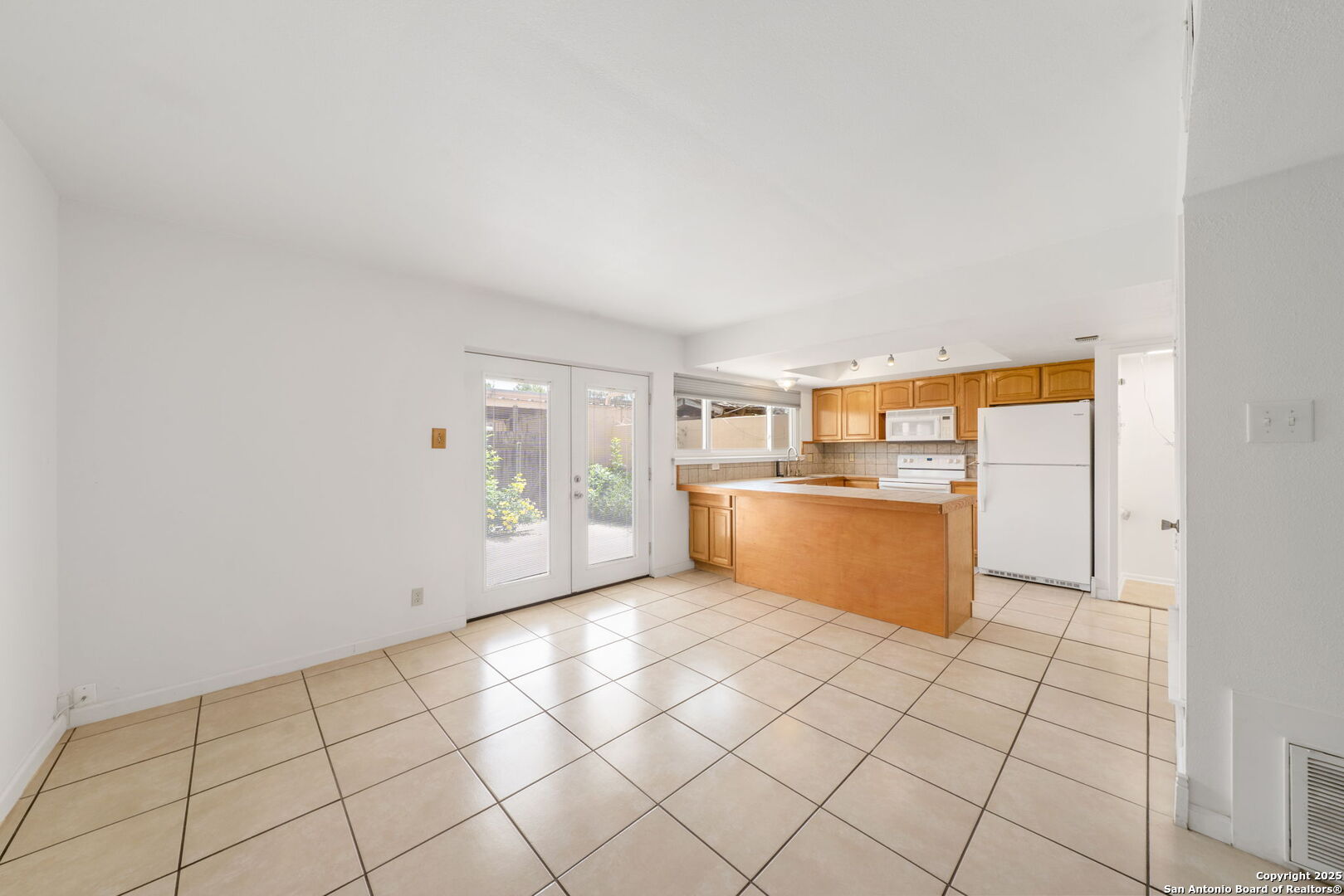 6659 Crown Ridge San Antonio TX 78239