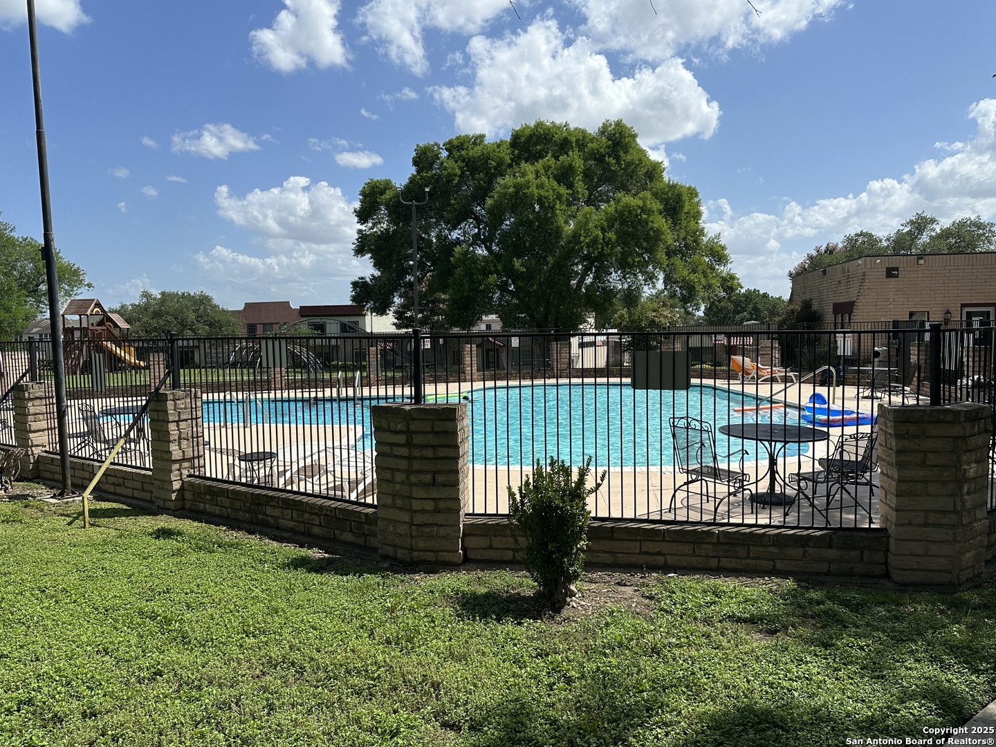 6659 Crown Ridge San Antonio TX 78239
