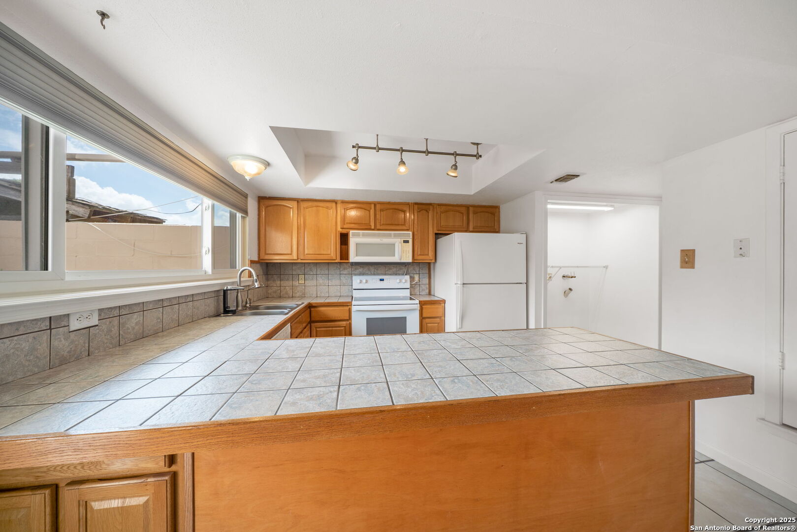 6659 Crown Ridge San Antonio TX 78239