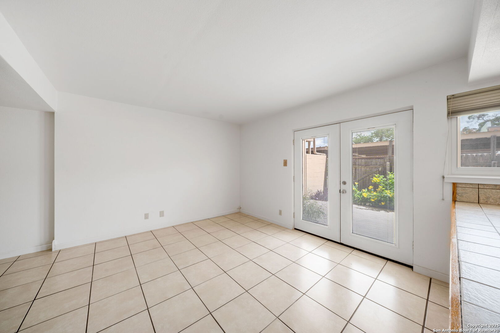 6659 Crown Ridge San Antonio TX 78239
