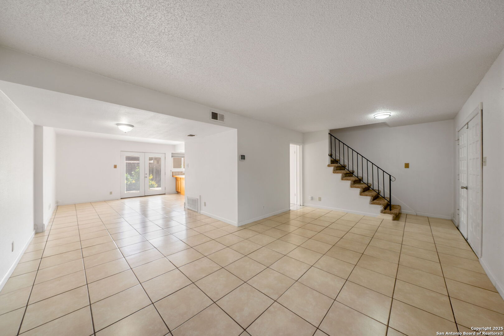 6659 Crown Ridge San Antonio TX 78239