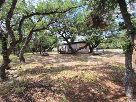 509 Royal Oak Canyon Lake TX 78133
