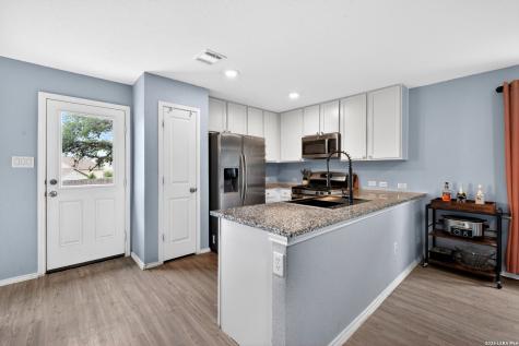 10111 Gap Creek San Antonio TX 78254