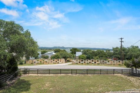 617 Lake Island Canyon Lake TX 78133