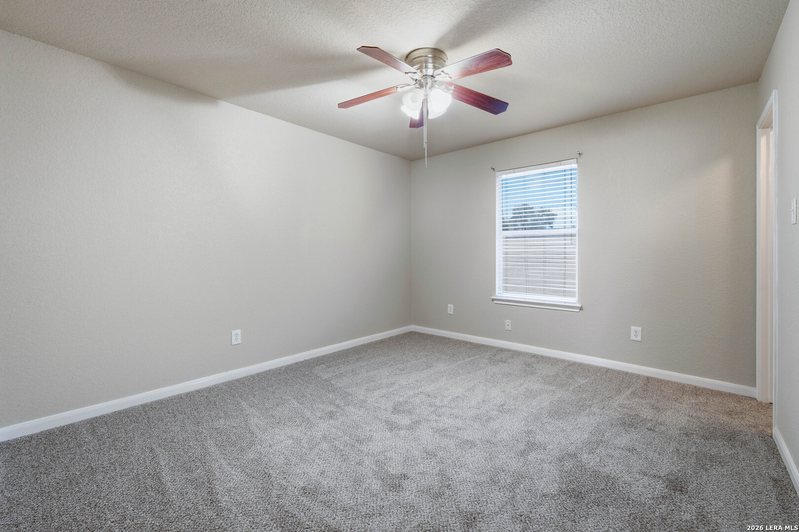 8214 Comanche Pass Converse TX 78109