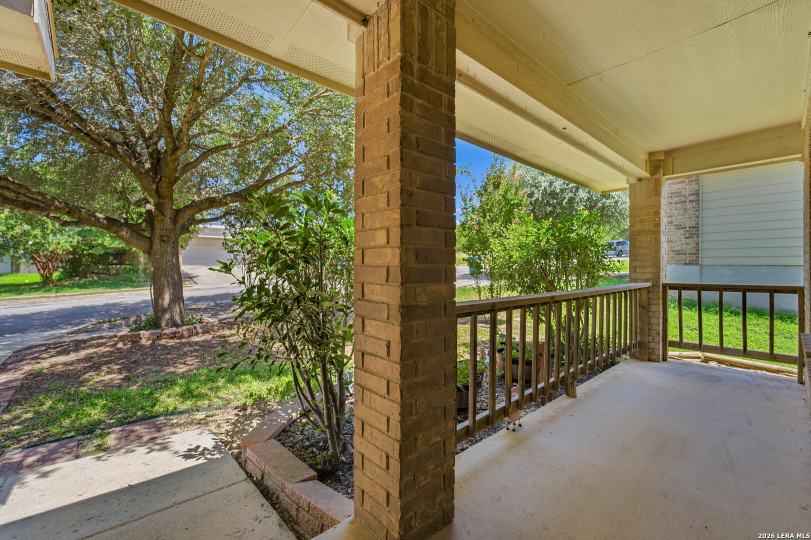 8214 Comanche Pass Converse TX 78109