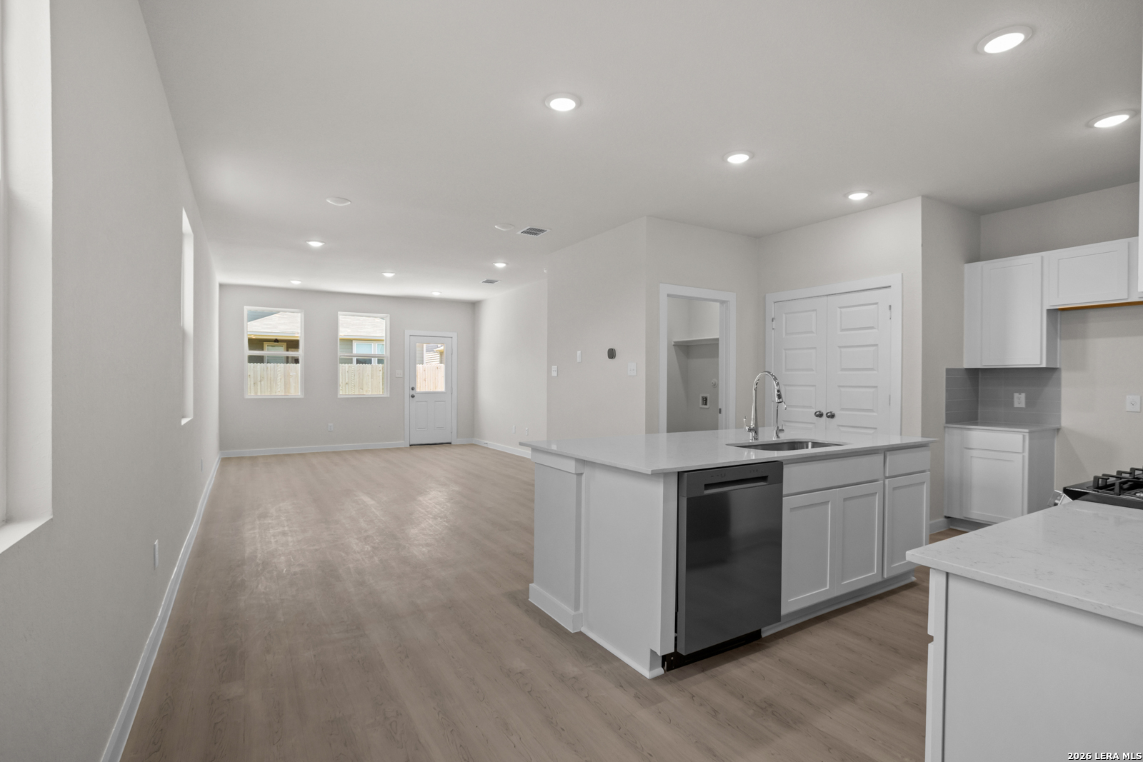 5619 Franklin Hills Von Ormy TX 78073