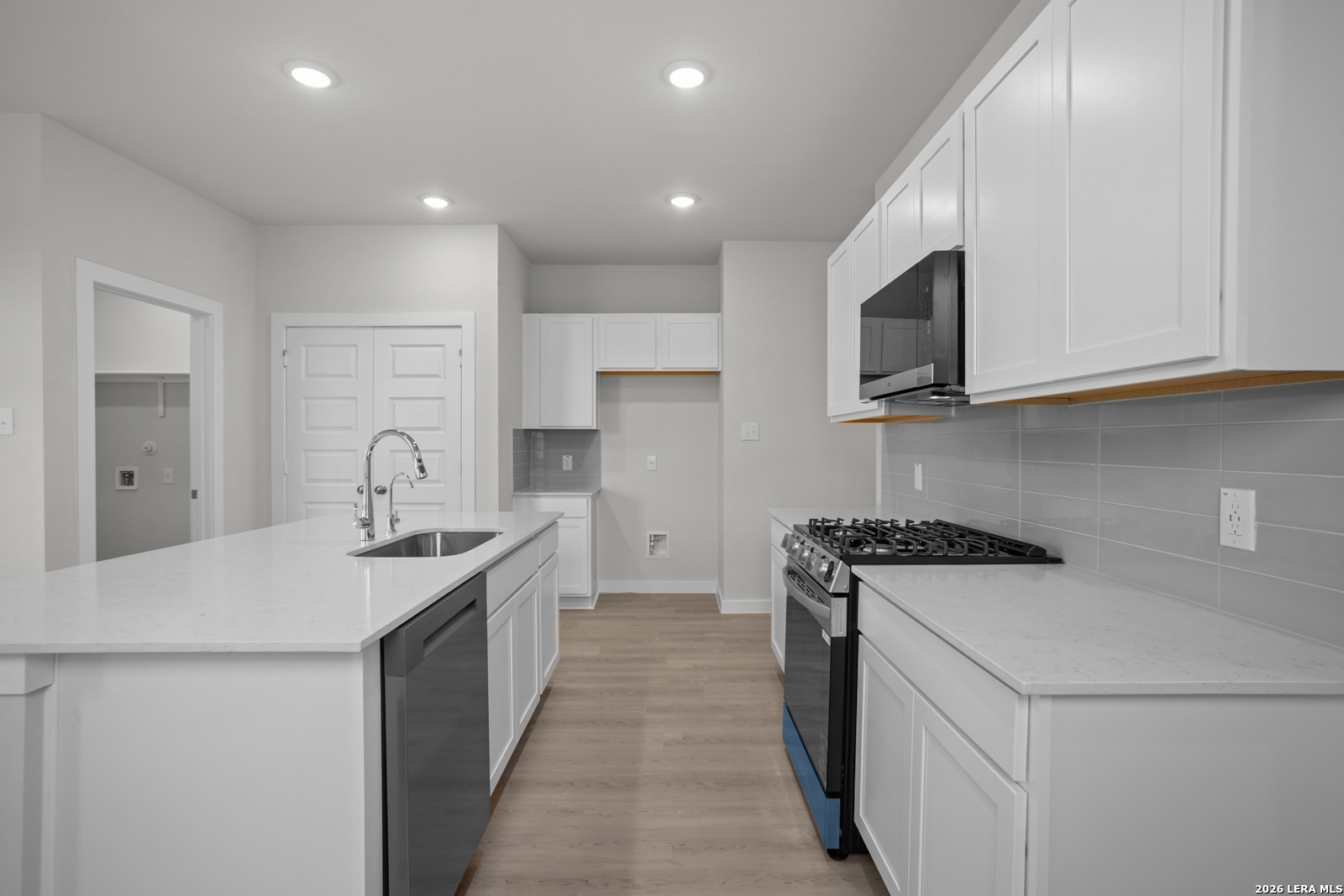 5619 Franklin Hills Von Ormy TX 78073