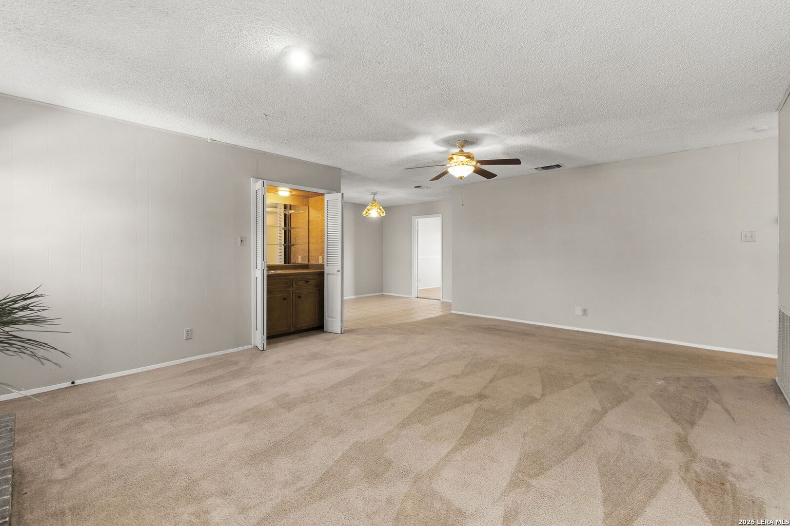 5815 Echoway San Antonio TX 78247