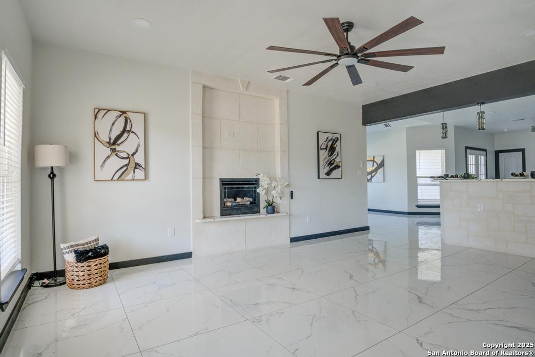 140 County Road 6871 Natalia TX 78059