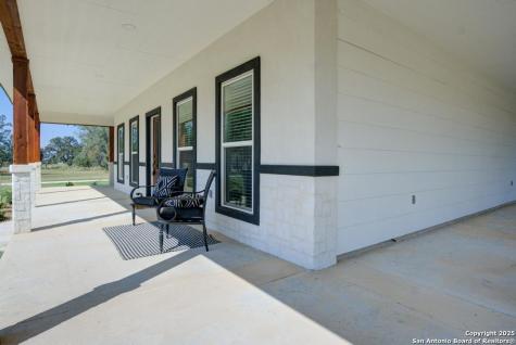 140 County Road 6871 Natalia TX 78059