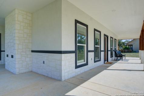 140 County Road 6871 Natalia TX 78059