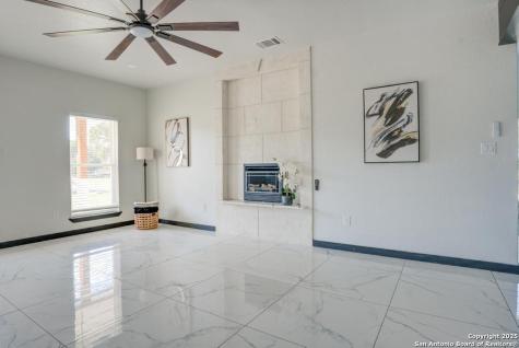 140 County Road 6871 Natalia TX 78059