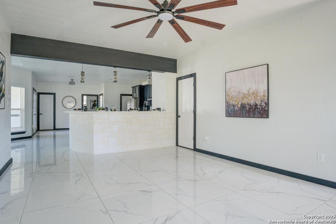 140 County Road 6871 Natalia TX 78059