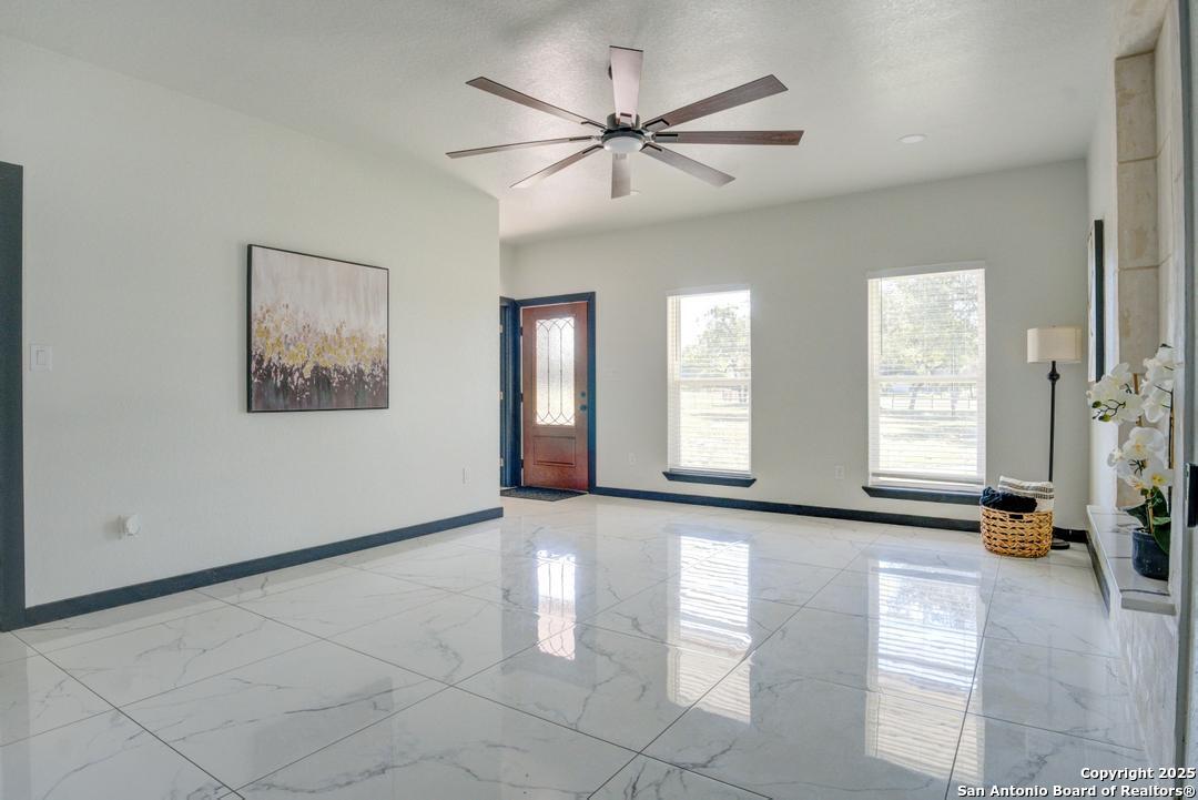 140 County Road 6871 Natalia TX 78059