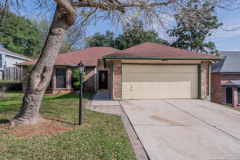 11302 Forest Gleam Live Oak TX 78233