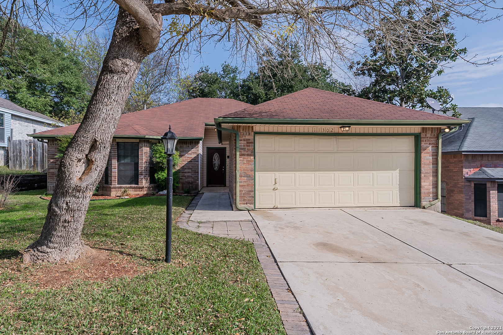 11302 Forest Gleam Live Oak TX 78233