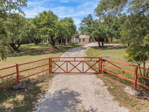 104 Rusty Lane Boerne TX 78006
