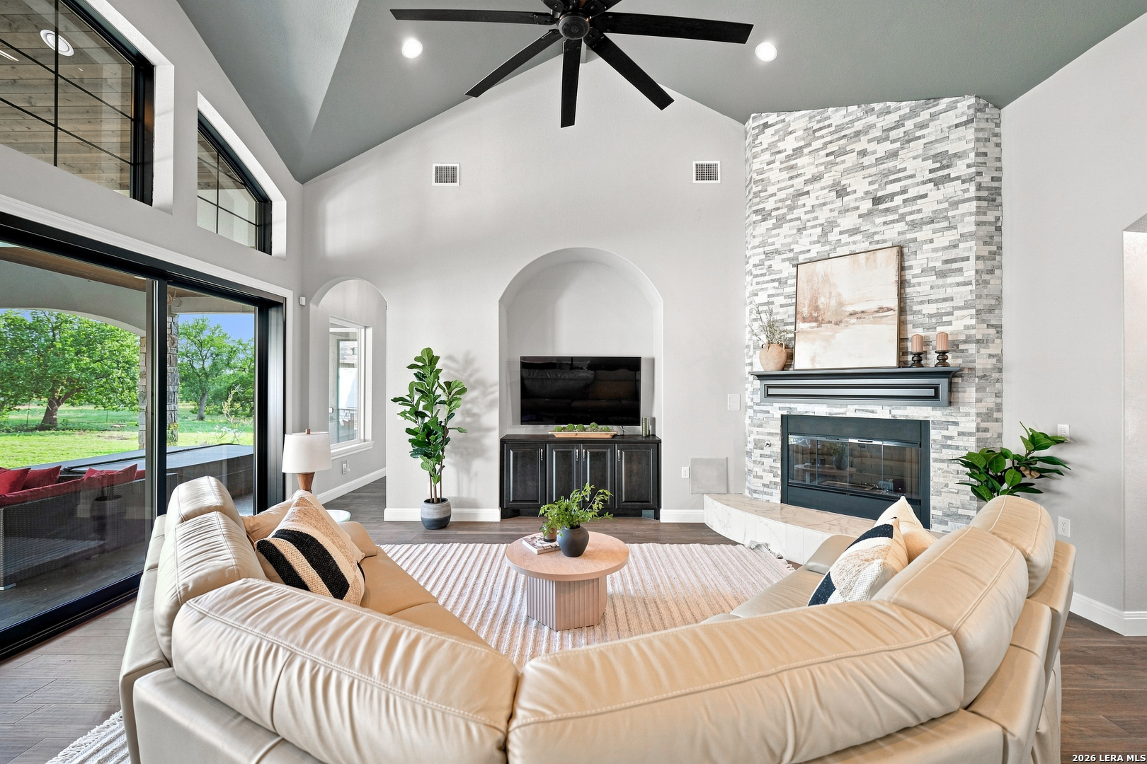 347 Curvatura New Braunfels TX 78132