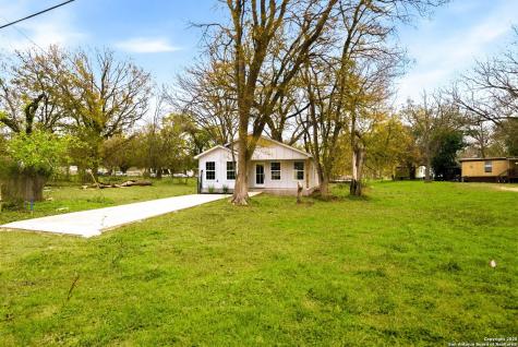 243 Meadow Lake Dr Lot 109 Seguin TX 78155