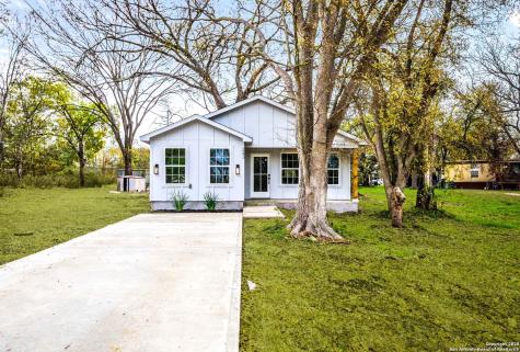 243 Meadow Lake Dr Lot 109 Seguin TX 78155