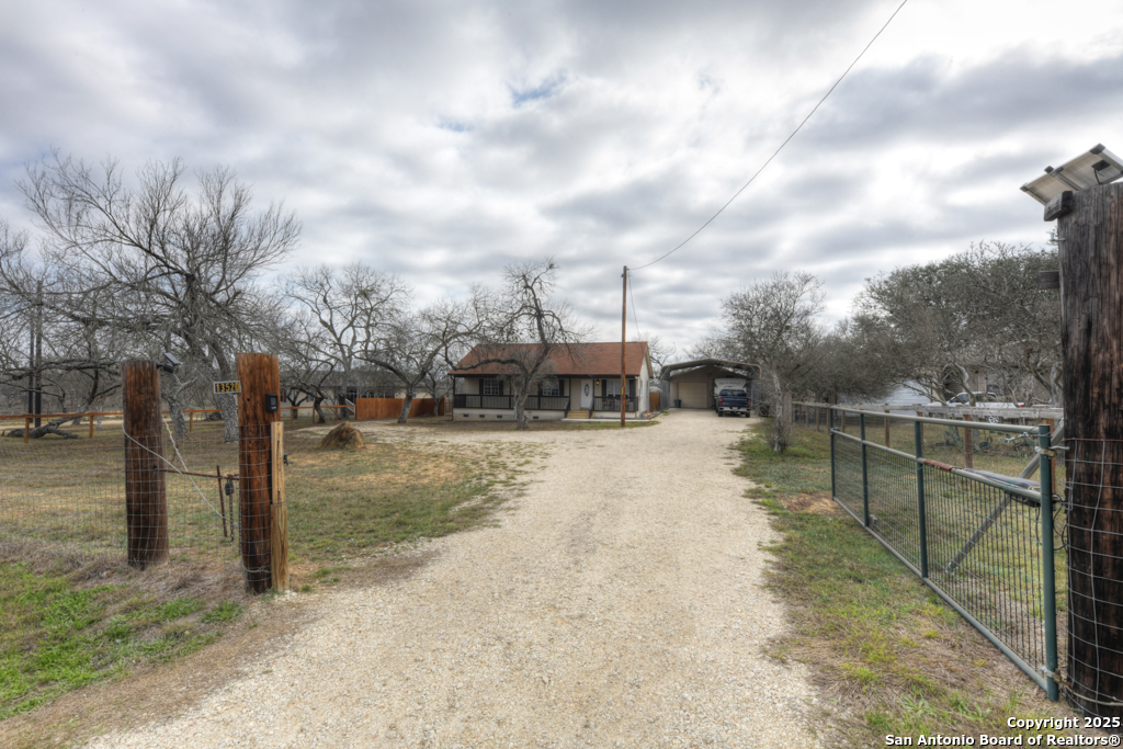 13520 Wheeler Road Atascosa TX 78002