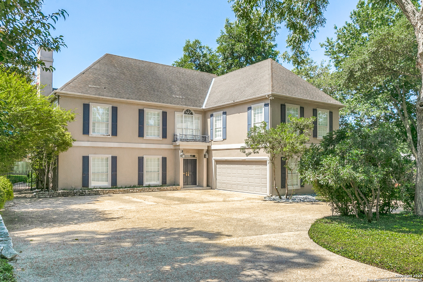 304 Ridgemont Avenue Terrell Hills TX 78209