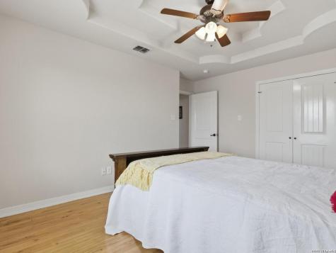 603 Sunshine Meadow Adkins TX 78101