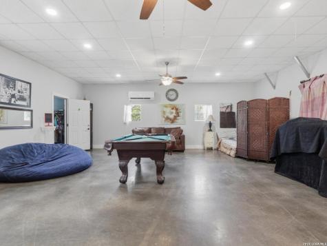603 Sunshine Meadow Adkins TX 78101