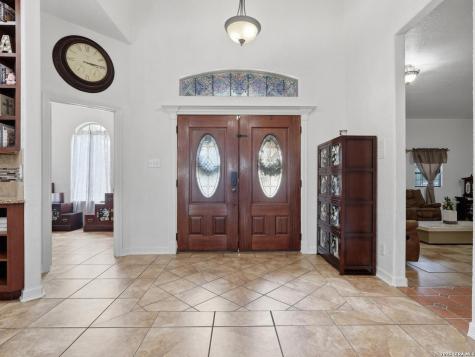 603 Sunshine Meadow Adkins TX 78101