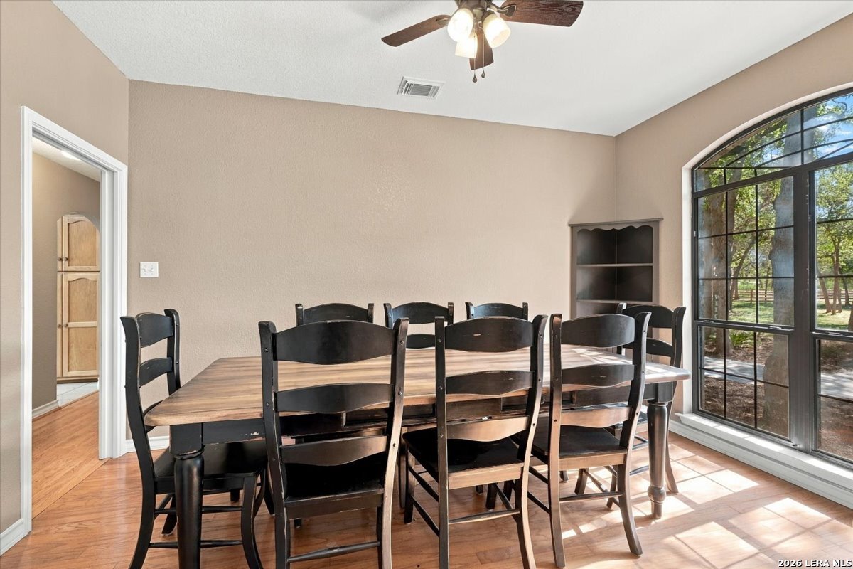 202 Oak Bend Drive La Vernia TX 78121