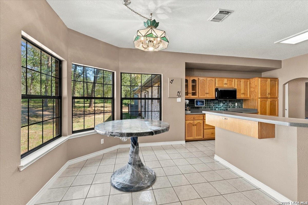202 Oak Bend Drive La Vernia TX 78121