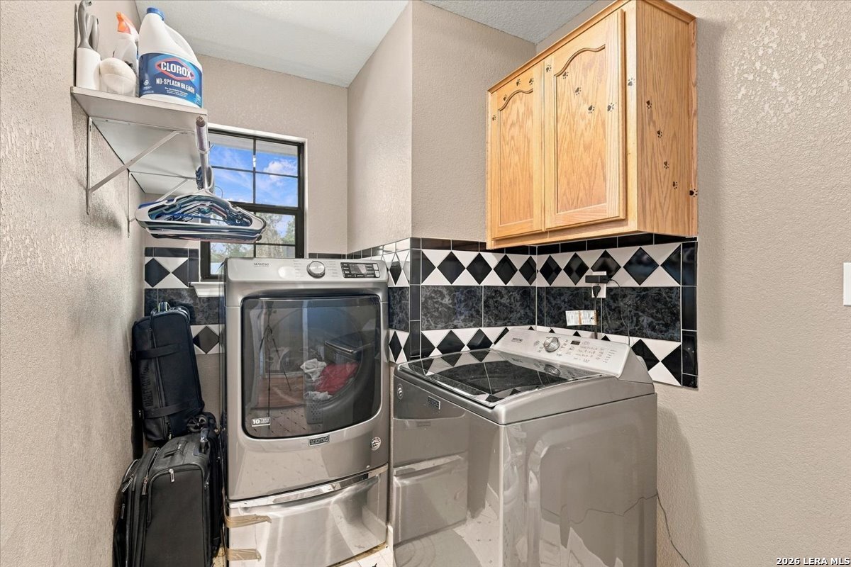 202 Oak Bend Drive La Vernia TX 78121