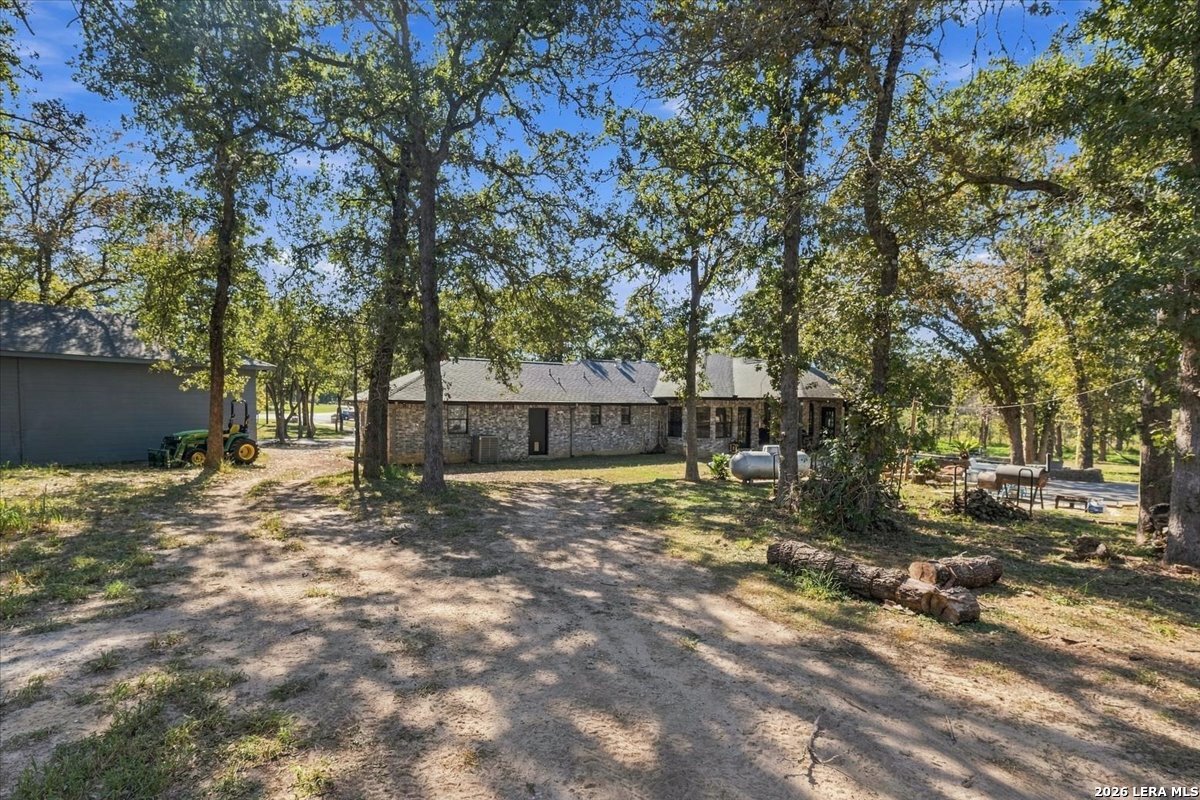 202 Oak Bend Drive La Vernia TX 78121