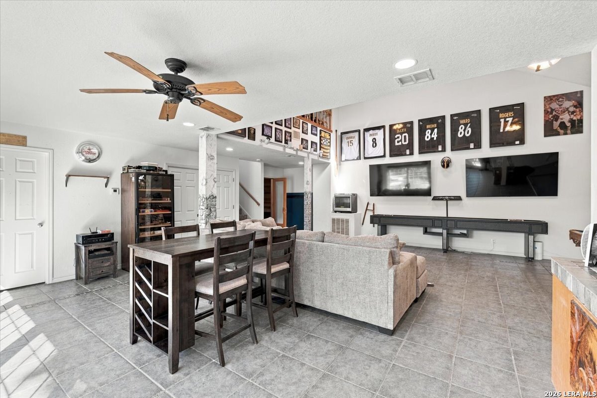 202 Oak Bend Drive La Vernia TX 78121