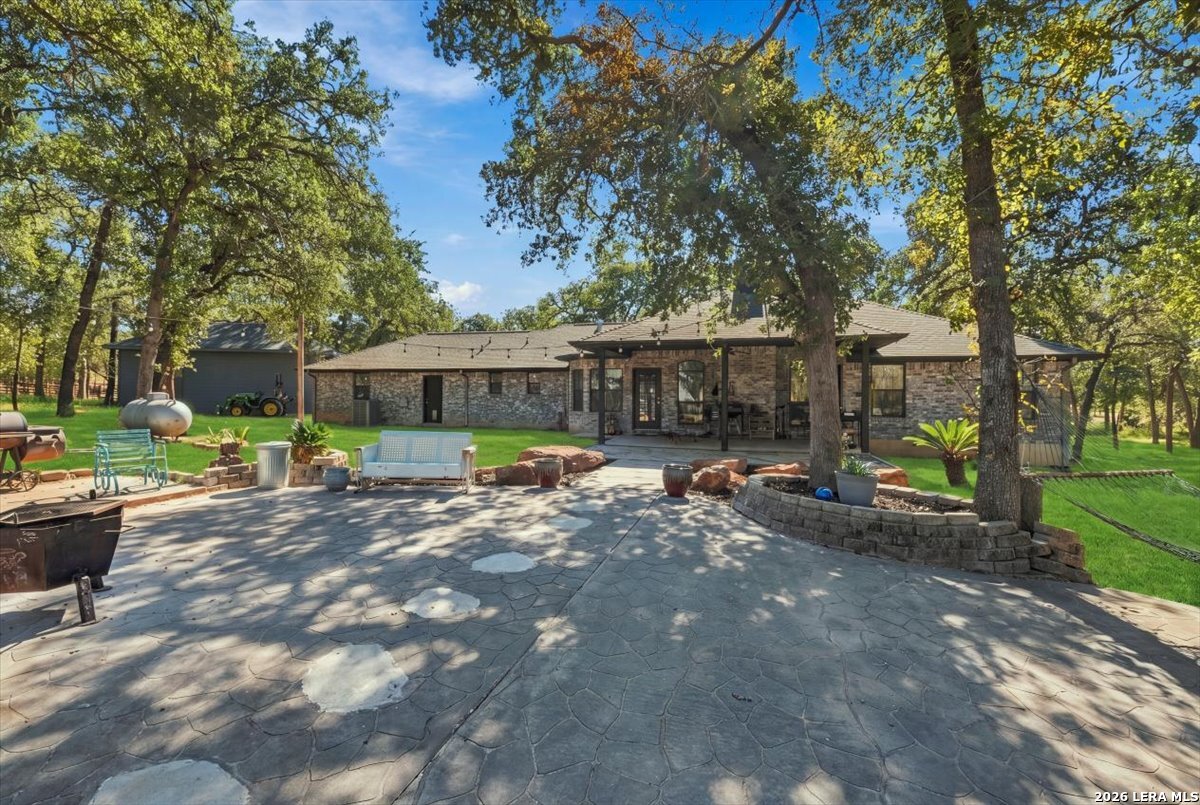 202 Oak Bend Drive La Vernia TX 78121
