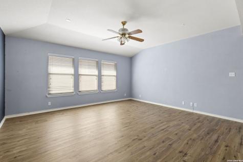 910 Thomas Ridge San Antonio TX 78251