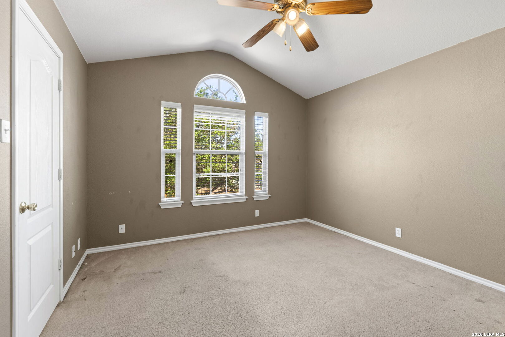 910 Thomas Ridge San Antonio TX 78251