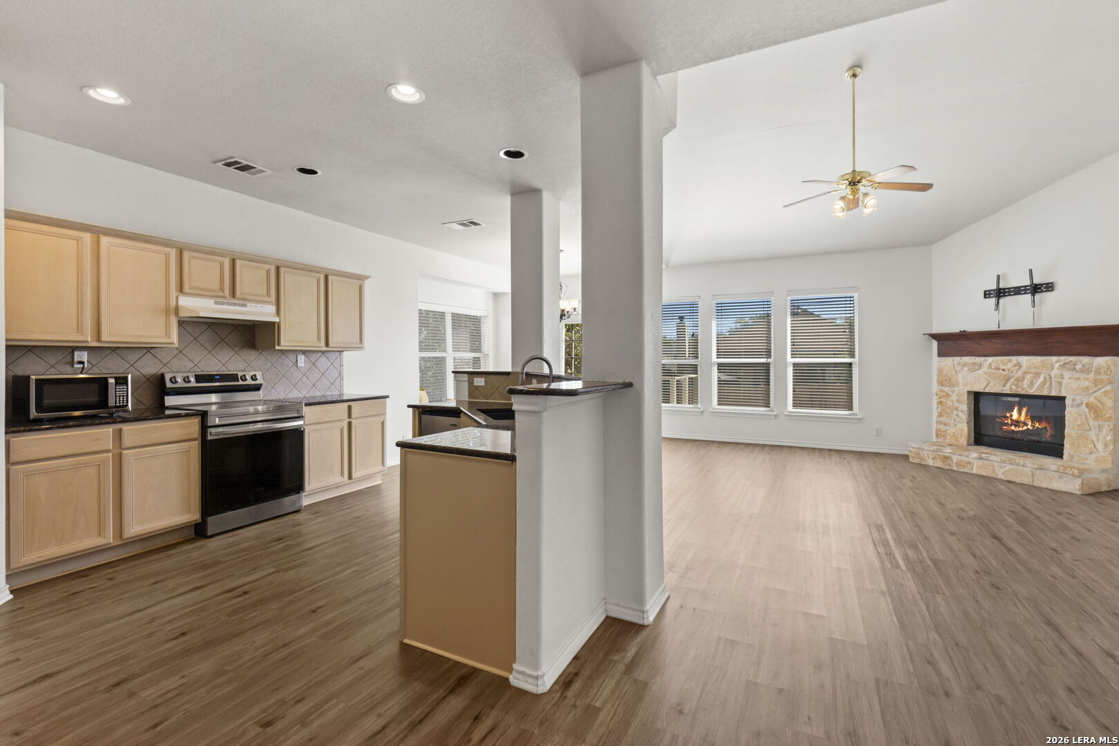 910 Thomas Ridge San Antonio TX 78251
