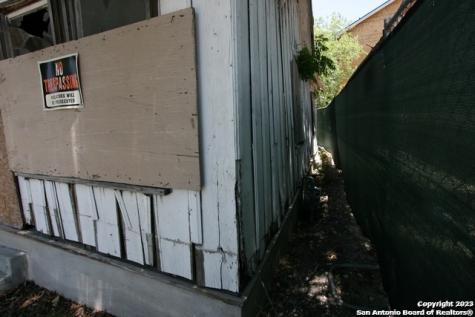 113 Brown Alley San Antonio TX 78202