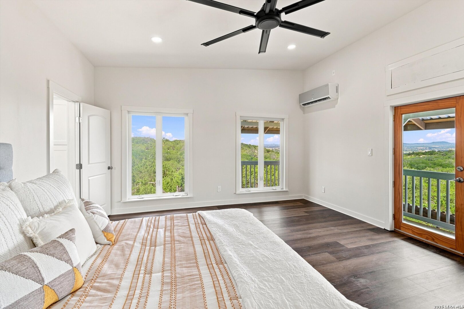 204 Mount Pisgah Drive Comfort TX 78013