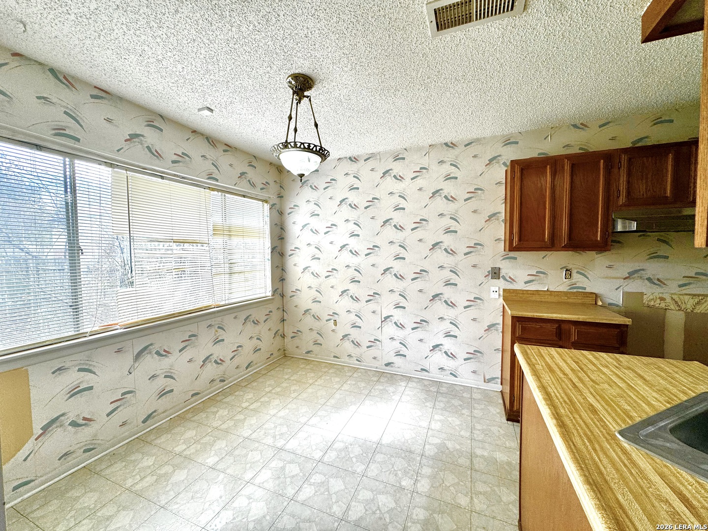 9258 Points Edge San Antonio TX 78250