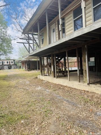 1119 Plum Floresville TX 78114