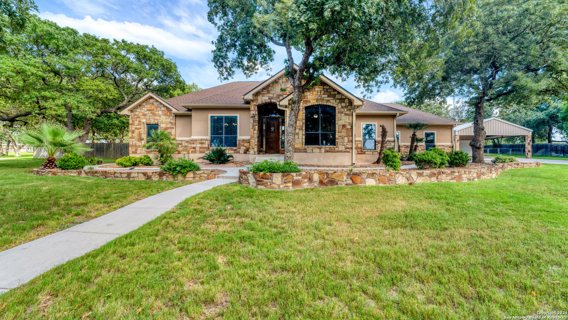 108 Legacy Circle La Vernia TX 78121