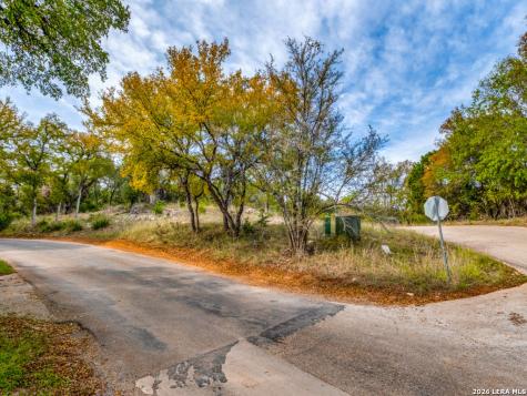 112 Woodacre Drive Wimberley TX 78676