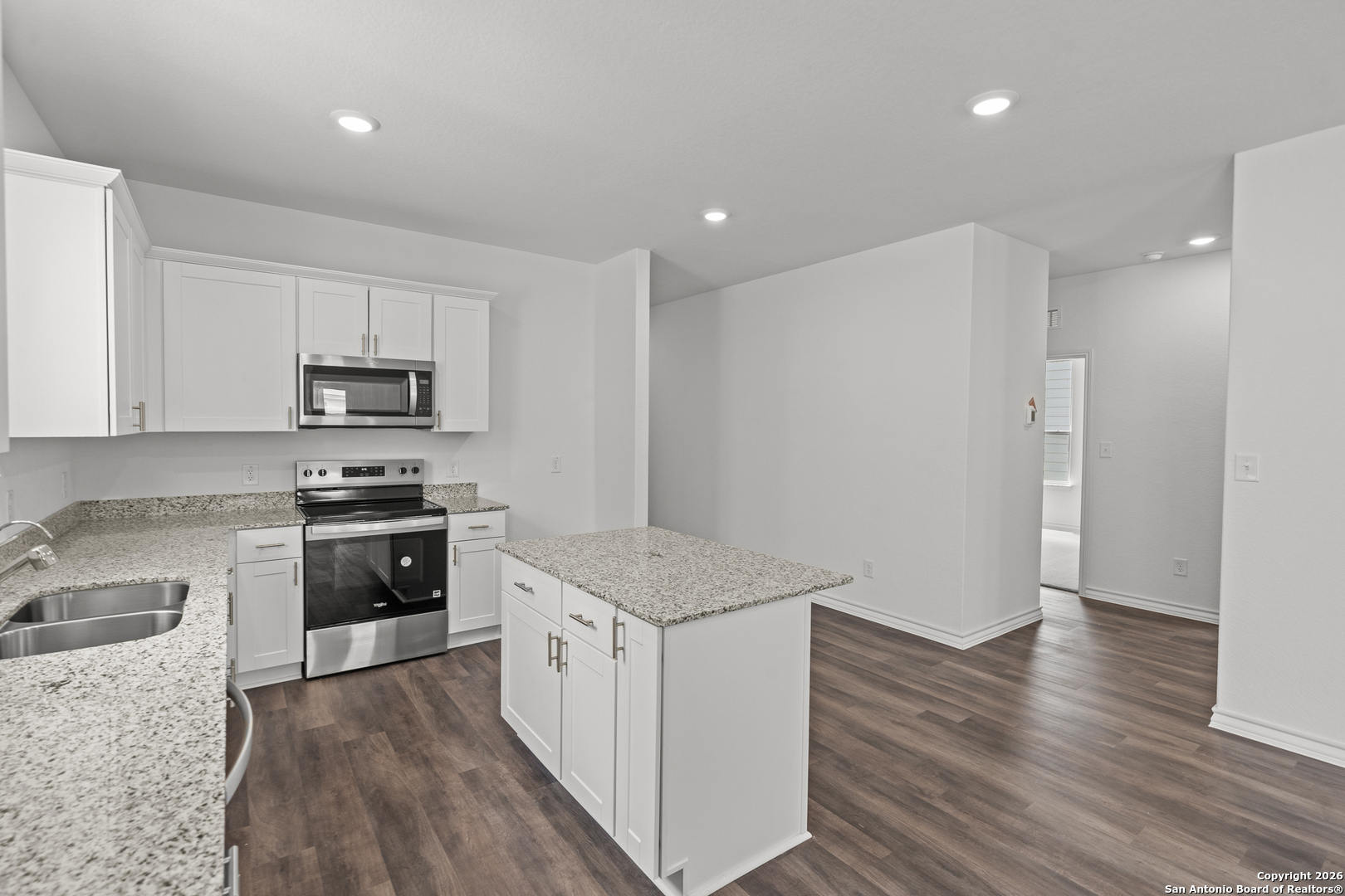 8232 Smithers Avenue San Antonio TX 78252