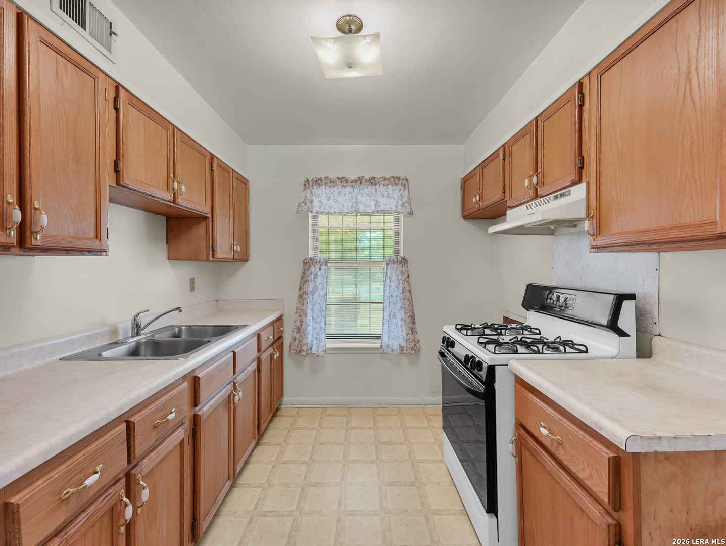 4246 Roark Drive San Antonio TX 78219