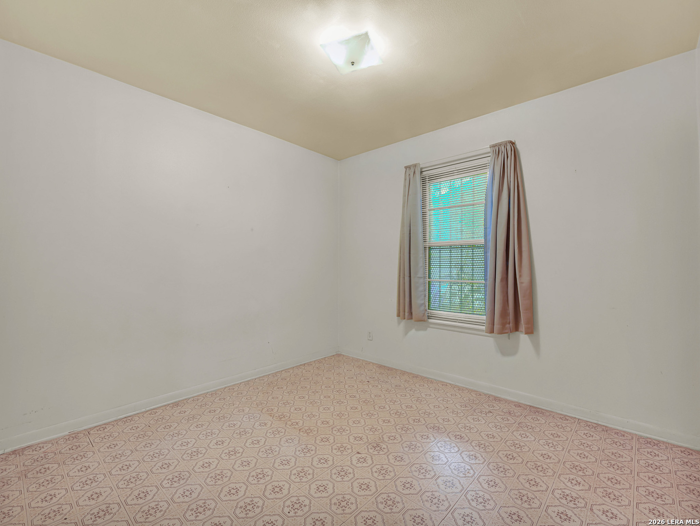4246 Roark Drive San Antonio TX 78219